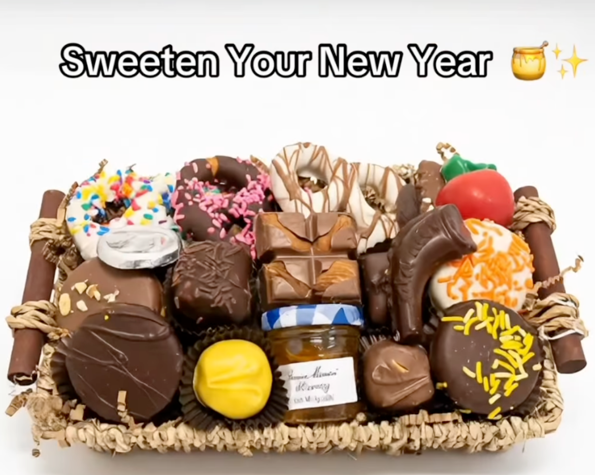 Rosh Hashana gift baskets from The Sweet Tooth