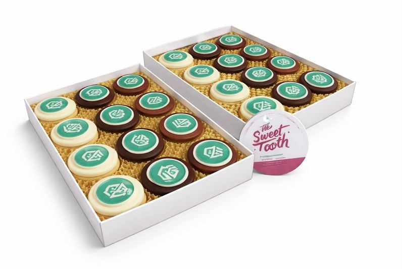 Custom logo chocolate Oreos in branded gift boxes